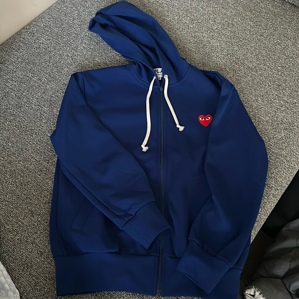 COMME des GARCONS HOODIE MEDIUM